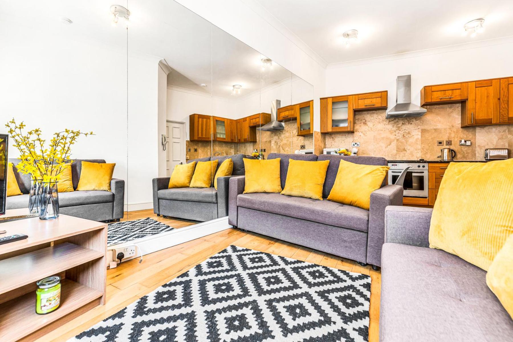 Luxstay2 Earls Court Apartment - Sleeps Up To 8 Лондон Экстерьер фото