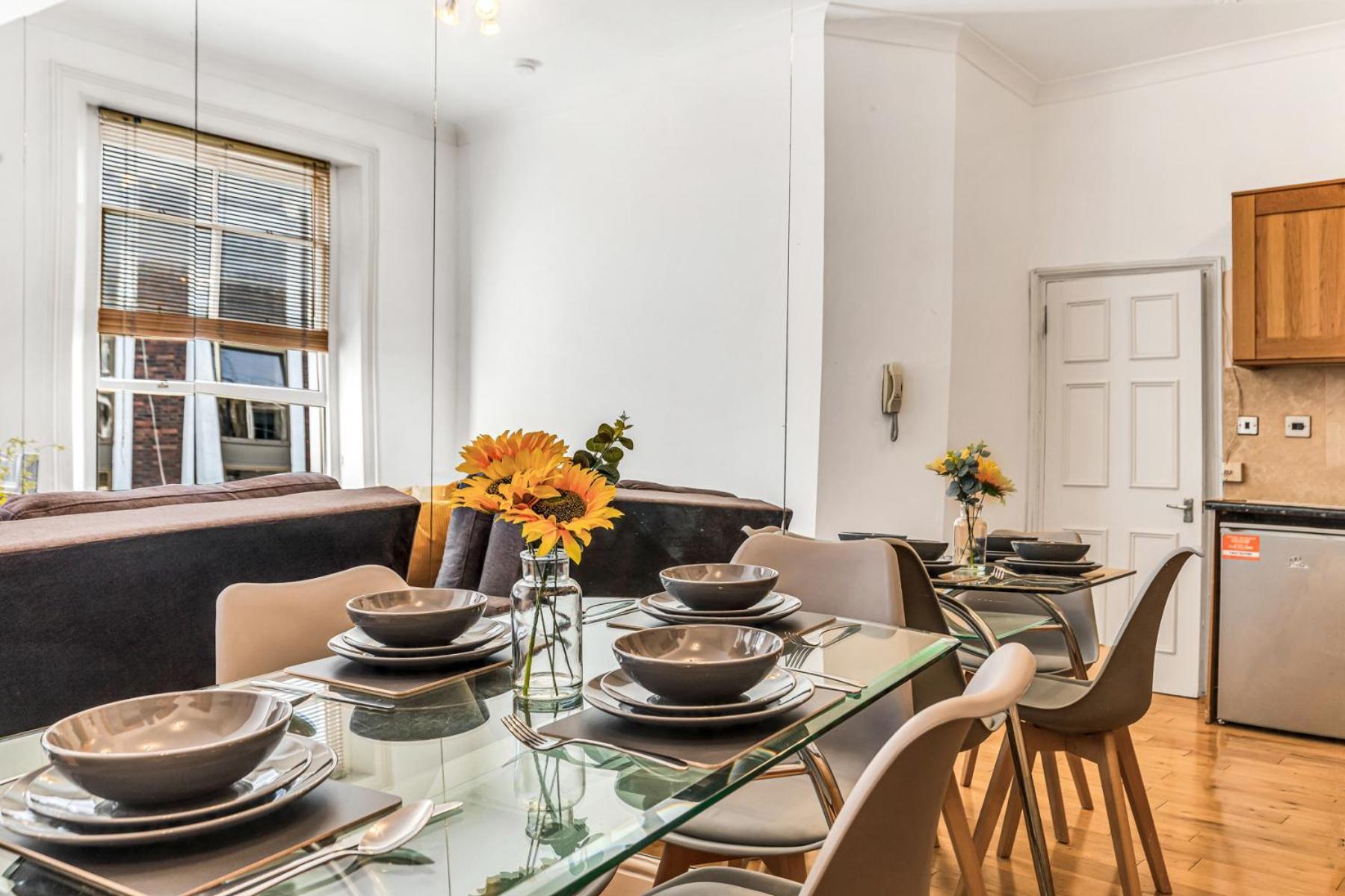 Luxstay2 Earls Court Apartment - Sleeps Up To 8 Лондон Экстерьер фото
